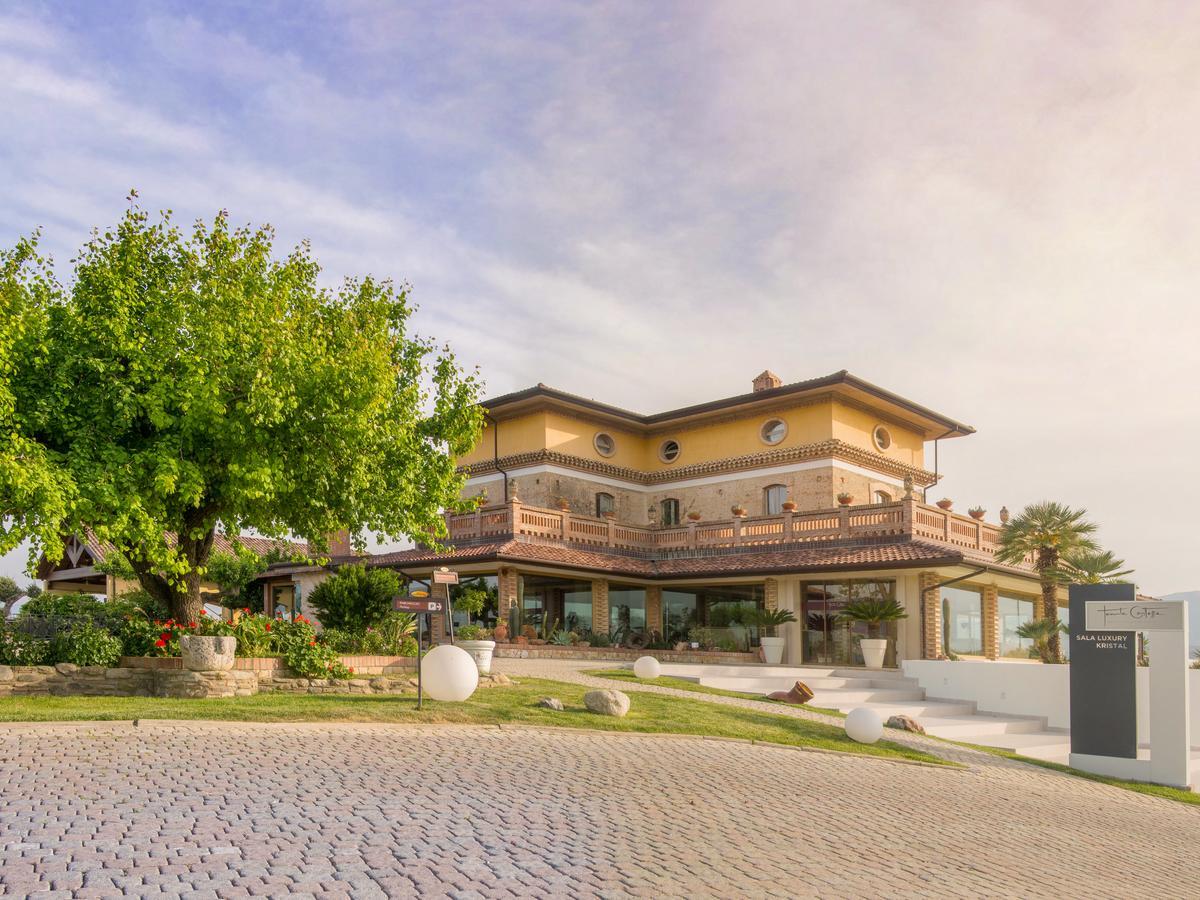 Una Hotels Tenuta Contessa Farm & Spa Cosenza Montalto Uffugo Bagian luar foto